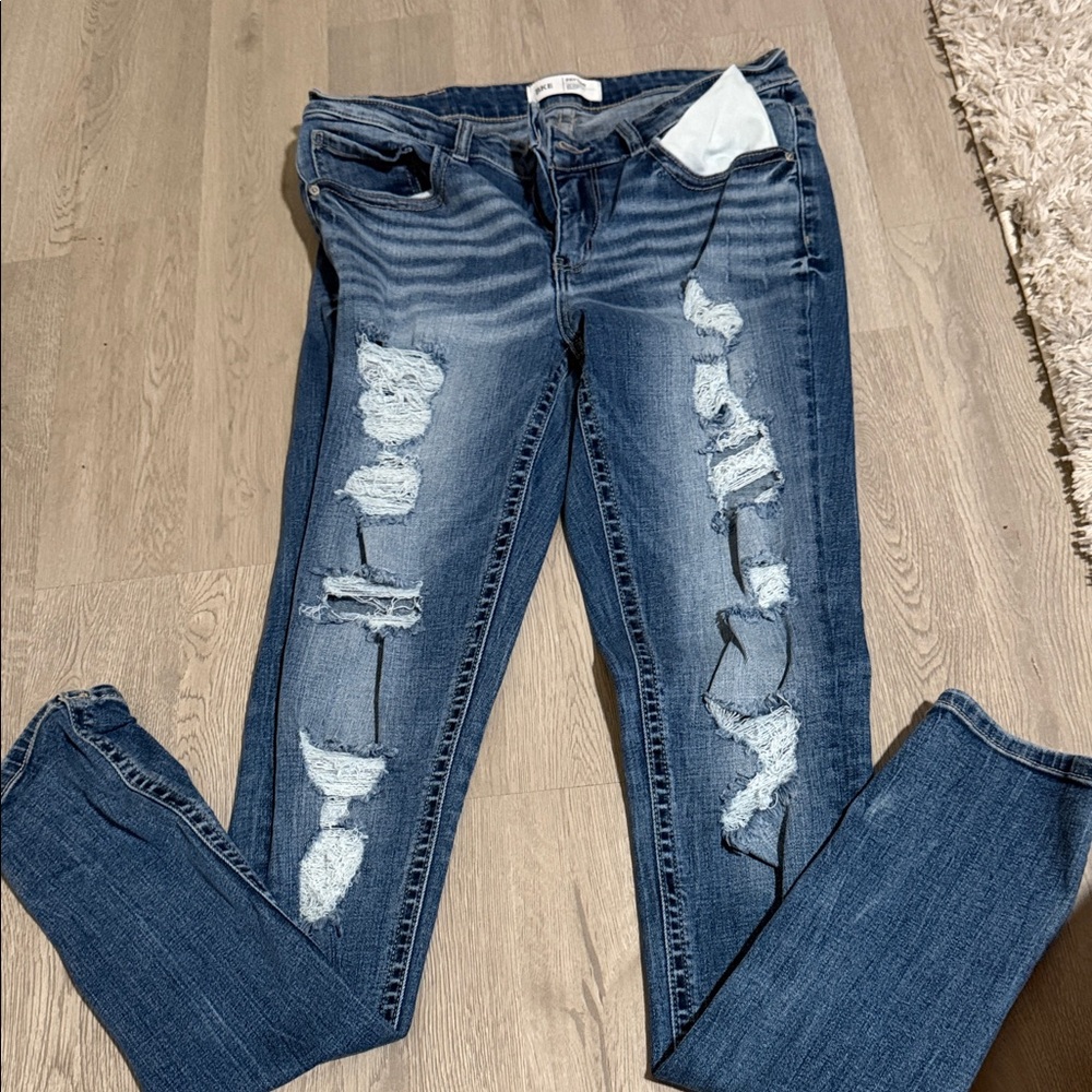 BKE Distressed Skinny Jeans in Blue